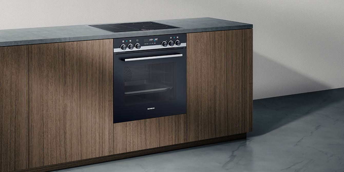 Backöfen und Herd-Sets bei EEZ Energie- & Elektro Zentrum GmbH & Co. KG in Hemau