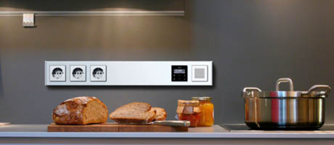 Gira Profil 55 bei EEZ Energie- & Elektro Zentrum GmbH & Co. KG in Hemau